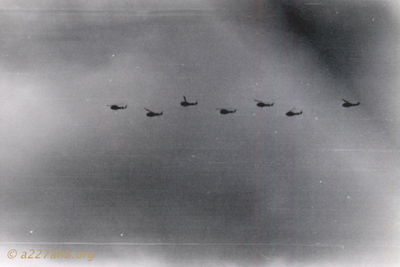 Tight formation, tail man joining
Jay Dirnberger Photo

