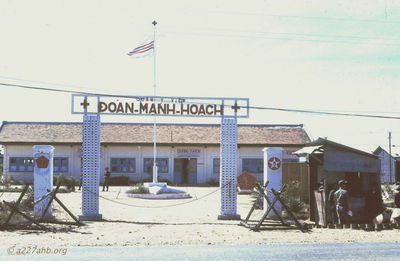  Hospital outside main gate at LZ Bird '67 
JP Edwards Photo
