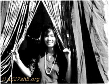 Another Hootch Maid
Joe Leonard Photo

Lai Khe, 1968 - 1969

