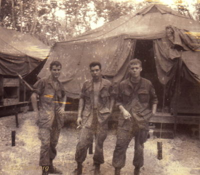 Ben Barber, Gene Ramirez and Randy Hankins
Randy Hankins Photo

Texans in the A/227
Left to right: Ben Barber, Gene Ramirez and Randy Hankins
Lai Khe, 1968 - 1970

