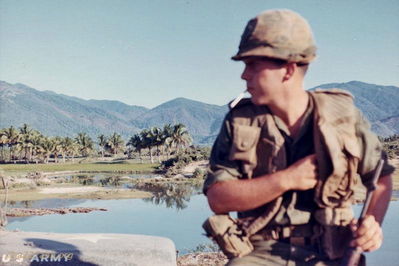 14th Combat Engineers, Ninh Hoa
Gordon Lewis Photo
