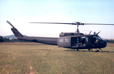 UH-1D Huey
Gordon Lewis Photo
