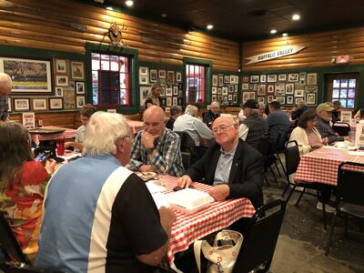 Welcome Dinner - Caney Fork Restaurant
Lillian Burbank Photo
