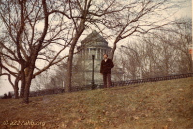  Rich Schacht @ Grants tomb NYC. When I visited him in 1969 
Guy Sparrow Photo
